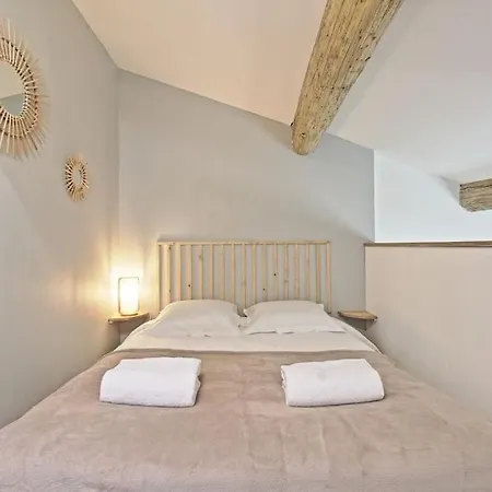 Le - Plein Centre Nîmes