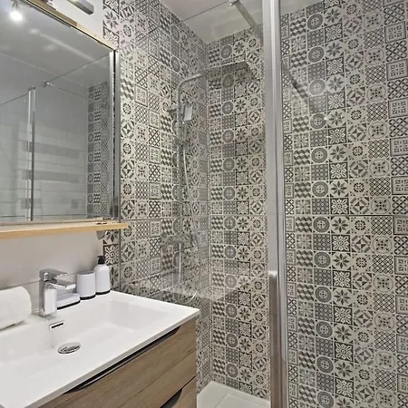 Le - Plein Centre * Nîmes