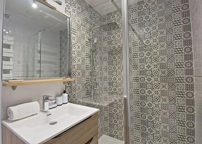 Le - Plein Centre * Nimes